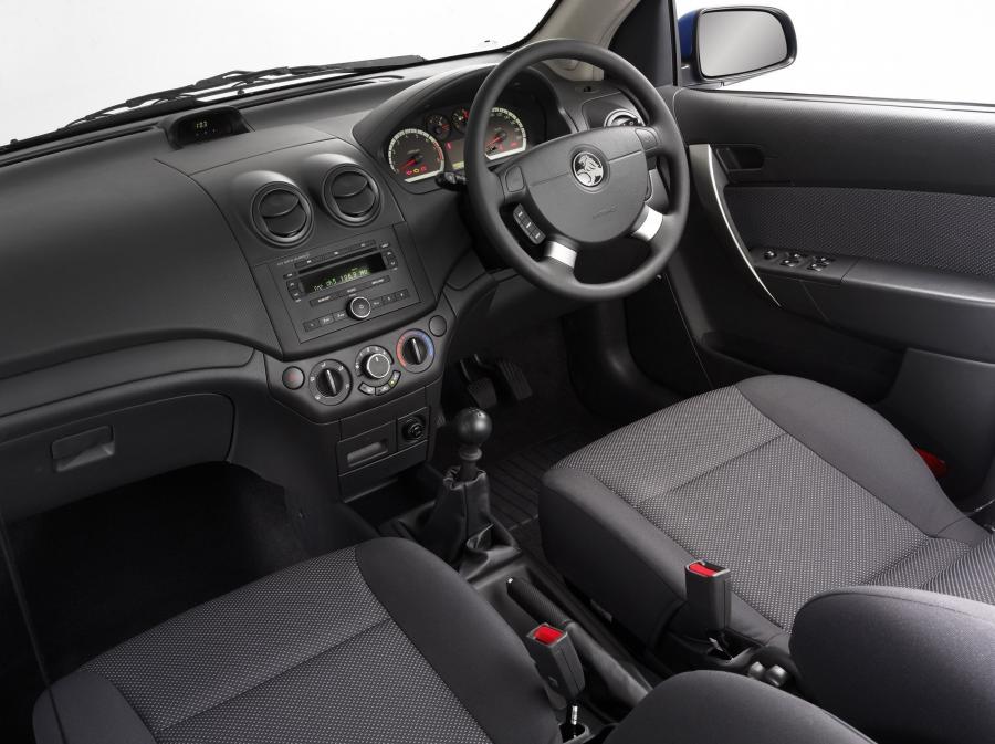  Holden Barina Sedan 2006 года  (фото 14 из 25)